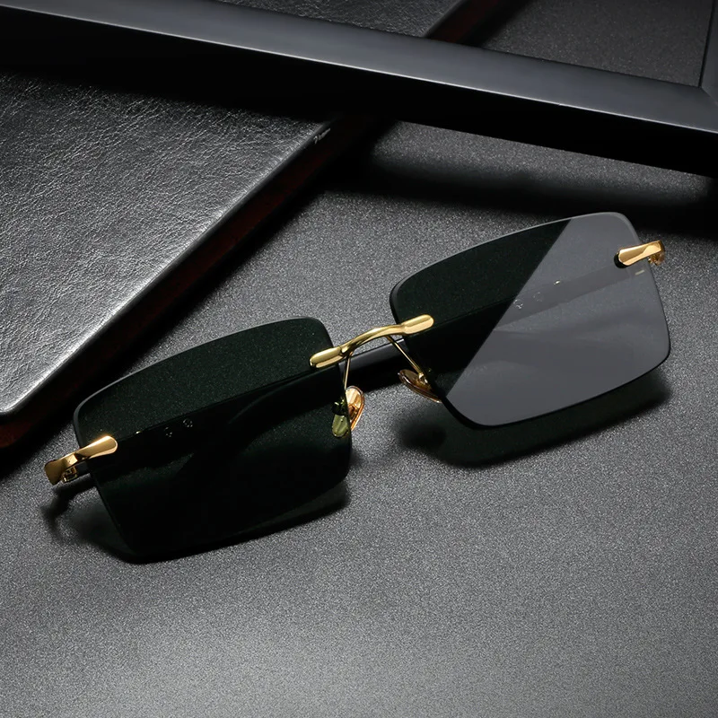 Blue Light Glasses - Occhiali da Sole Rettangolari alla Moda